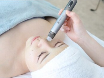 ハーブピーリングとエステダーマの組合わせ最強です！